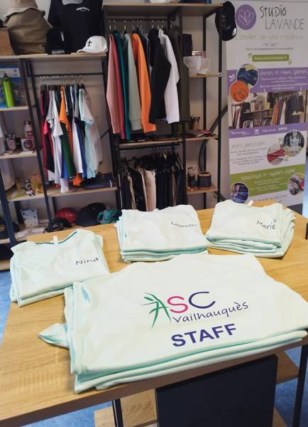 Impression tee shirt de sport en polyester recyclé