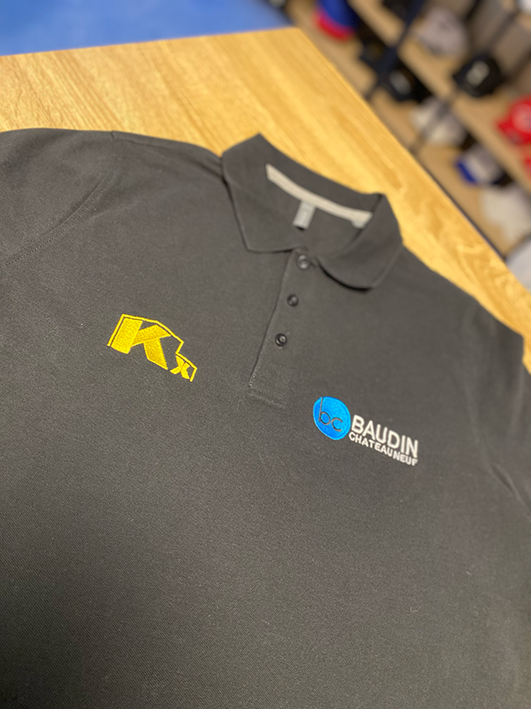 Polos brodés K241 marque Kariban 
