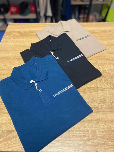 Broderie textile sur polos, doudounes et softshells pour CM Performance à Montpellier – marquage haut de gamme durable et professionnel