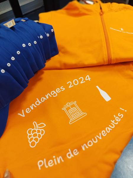 Tee shirt et Sweat personnalisés pour le domaine de Yeuses à Mèze, proche de Sète, dans l'Hérault (34)