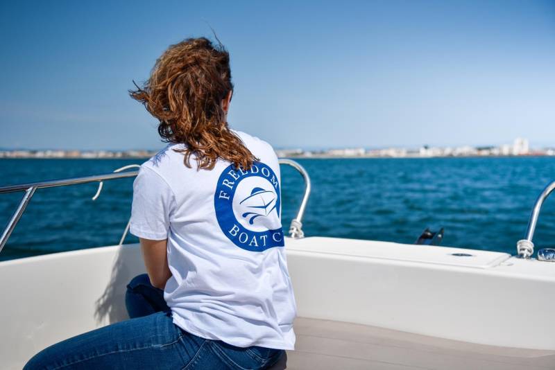 T-shirt personnalisé pour Freedom Boat Club à Carnon proche de Montpellier