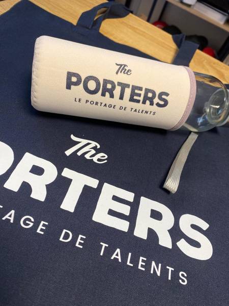 Tot bag, gourde et tee shirt personnalisés pour la société The Porters à Montpellier, Occitanie