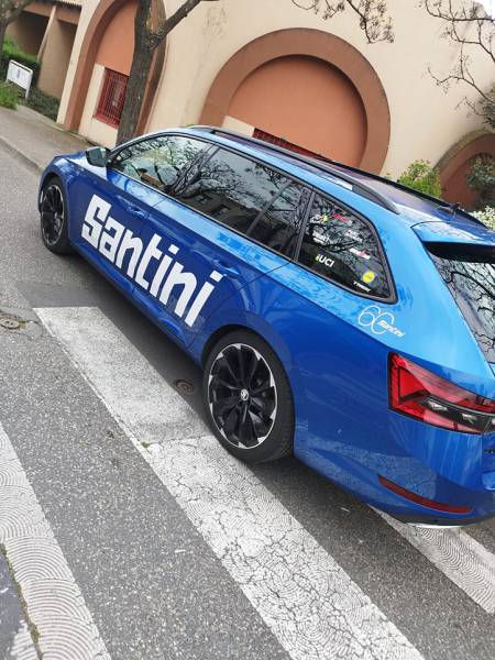 Adhésifs sur véhicule sur montpellier 