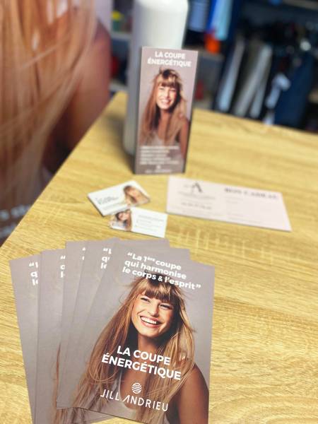Impression Cartes de visite_Flyers_Bons cadeaux personnalisés_Roll-up_PLV grand format