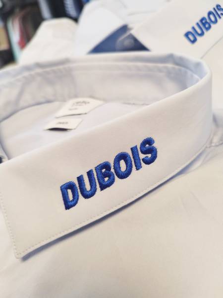 Personnalisation textile, que ce soit la broderie, l’impression, l’Impression DTF  et l’impression sérigraphie. 